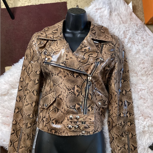 NWOT BLANK NYC FAUX SNAKESKIN SNAP BUCKLE ZIP MOTO JACKET. SZ.S - Picture 8 of 14